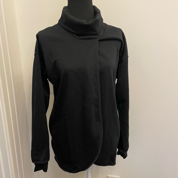 Nike Maternity Reversible Sweatshirt Pullover Top Funnel Neck Nursing Black NEW - Picture 10 of 10